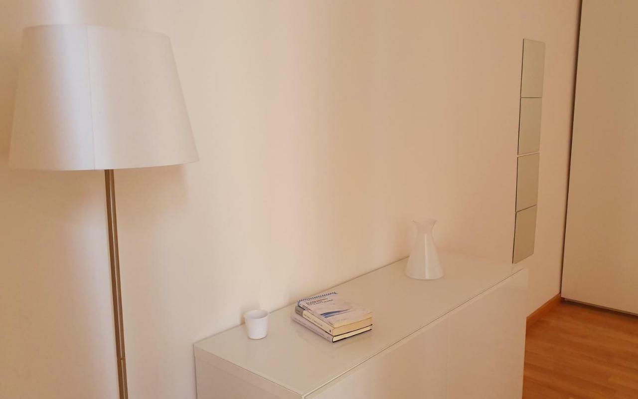 Almare - White House Apartment ลีวอร์โน ภายนอก รูปภาพ
