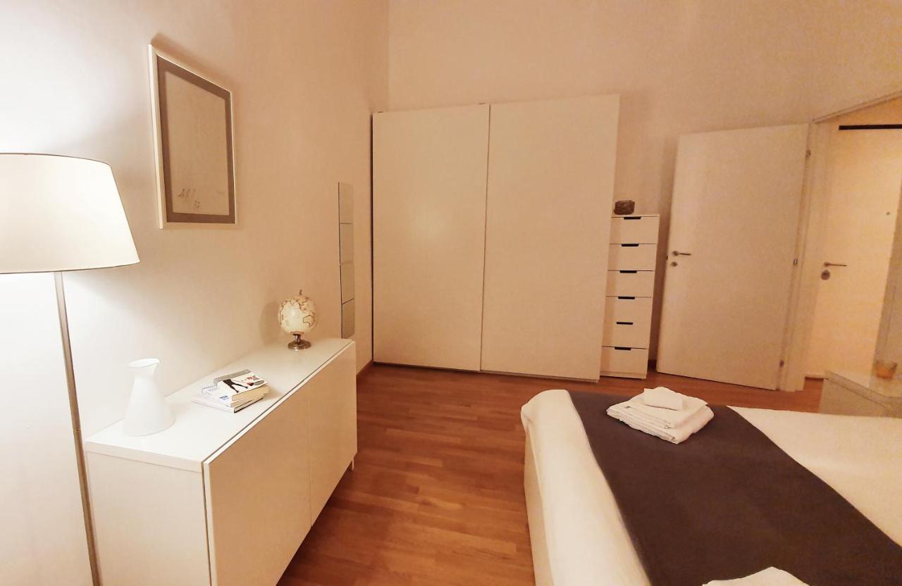 Almare - White House Apartment ลีวอร์โน ภายนอก รูปภาพ